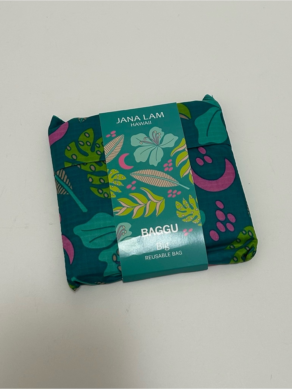 Jana Lam Reusable Bag - Picture 2 of 3